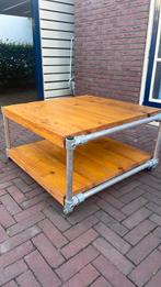 Stoere robuuste salontafel, Ophalen, 50 tot 100 cm, Zo goed als nieuw, Minder dan 50 cm