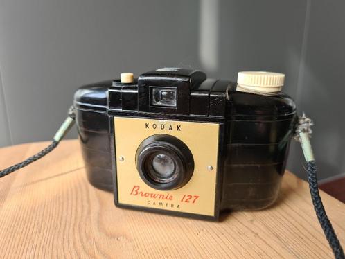 Vintage Kodak Brownie 127 Camera met Leren Hoes, Audio, Tv en Foto, Fotocamera's Analoog, Gebruikt, Compact, Kodak, Ophalen
