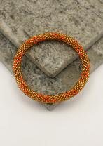 Glaskralen armband - goud met oranje bloemen - RB116, Overige materialen, Verzenden, Nieuw, Nepalhandwerk.nl