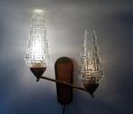 vintage wandlamp messing reliëf glas twee lichtpunt teak., Huis en Inrichting, Lampen | Wandlampen, Gebruikt, Ophalen of Verzenden