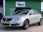 Volkswagen Passat 2.0 FSI Trendline | Automaat | Camera | Na, Auto's, Volkswagen, Gebruikt, 4 cilinders, 11 km/l, Bedrijf