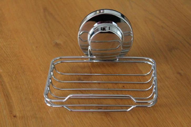 Zeephouder ~ zeepbakje van chroom met zuignap, Huis en Inrichting, Badkamer | Badtextiel en Accessoires, Nieuw, Ophalen of Verzenden