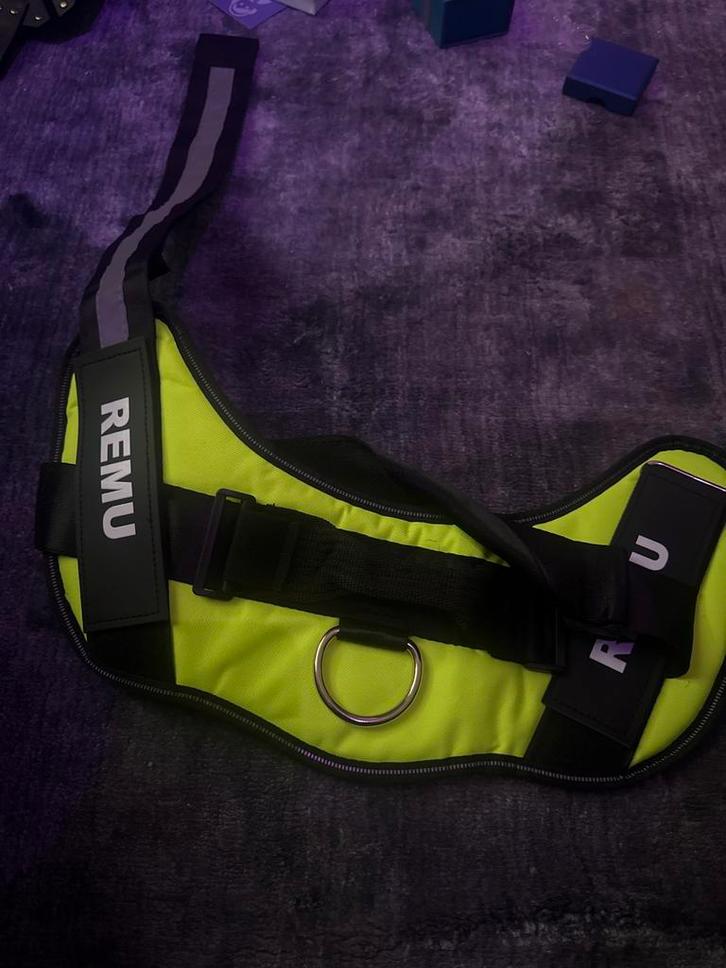 Hondentuig nieuw, Dieren en Toebehoren, Hondenriemen, Zo goed als nieuw, Ophalen of Verzenden