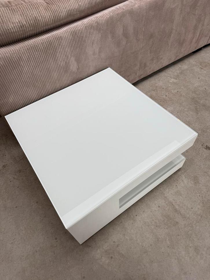 Salontafel KARAT, Huis en Inrichting, Tafels | Salontafels, Zo goed als nieuw, Minder dan 50 cm, 50 tot 100 cm, 100 tot 150 cm