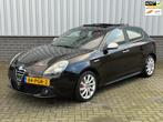 Alfa Romeo Giulietta 1.4 T Distinctive |Airco|Navi|Leder|Pan, Auto's, Alfa Romeo, Voorwielaandrijving, Gebruikt, 4 cilinders, Zwart
