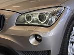 BMW X1 sDrive20i Executive Automaat Leder Trekhaak Navigatie, Auto's, BMW, 4 cilinders, Parkeersensor, 184 pk, SUV of Terreinwagen