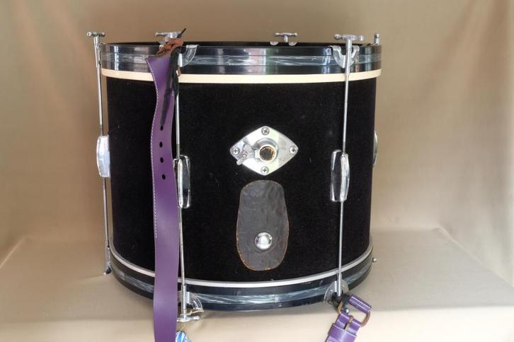 2x trommel  groot en klein, Muziek en Instrumenten, Percussie, Gebruikt, Trommel, Ophalen of Verzenden
