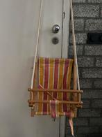 Houten babyschommel oranje/oker kleur stof., Ophalen of Verzenden, Zo goed als nieuw, Rij- of Hobbelspeelgoed