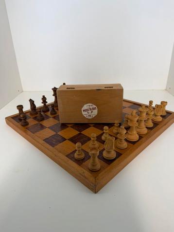Vintage houten schaakset – Lardy France beschikbaar voor biedingen