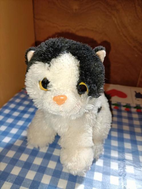 Wit met zwarte kat / poes knuffeltje 17 cm Sunkid, Kinderen en Baby's, Speelgoed | Knuffels en Pluche, Zo goed als nieuw, Poes