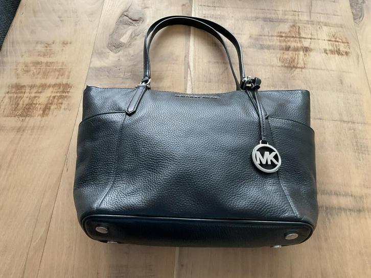 Micheal kors leren tas shopper zwart leer zgan, Sieraden, Tassen en Uiterlijk, Tassen | Damestassen, Zo goed als nieuw, Shopper