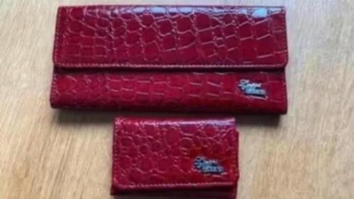 Nieuw portemonnee en sleuteletui: luigi Vicaro, Sieraden, Tassen en Uiterlijk, Ophalen of Verzenden, Nieuw, Rood