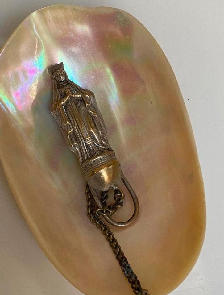 Antiek madonna schelp parlmoer, Antiek en Kunst, Antiek | Religie, Ophalen of Verzenden