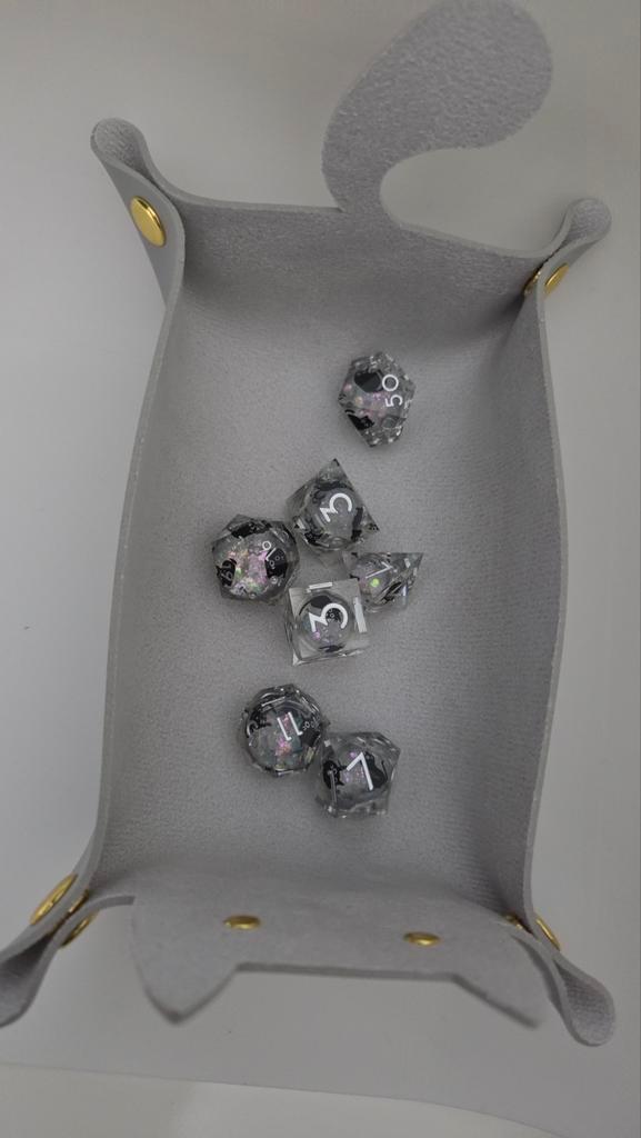 Katten Dobbelstenen Set + Dice Tray - D&D, Huis en Inrichting, Woonaccessoires | Kisten, Nieuw, Minder dan 50 cm, Minder dan 50 cm