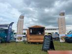 Foodtruck/ kersthuisje op wielen te huur (zonder personeel), Ophalen, Zo goed als nieuw, Overige