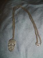 ketting met doodshoofd bedel , metaal, Ophalen of Verzenden, Zo goed als nieuw, Zilver, Overige materialen