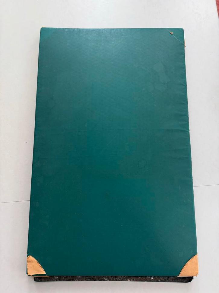 Groene Gymnastiek/Valmat - 150x95x5 cm, Sport en Fitness, Fitnessmaterialen, Gebruikt, Fitnessmat, Ophalen