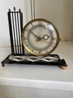 Junghans electrische staande klok 1950, Huis en Inrichting, Woonaccessoires | Klokken, Ophalen of Verzenden, Gebruikt, Analoog