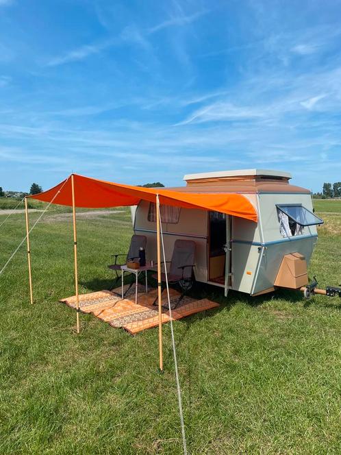Retro ‘FRIEDEL’ caravan met hefdakje, Caravans en Kamperen, Caravans, Particulier, tot en met 2, tot 500 kg, Standaardzit, Overige merken
