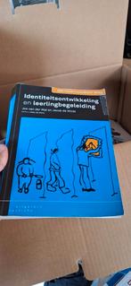 Identiteitsontwikkeling en leerlingbegeleiding, Jos van der Wal; Jacob de Wilde; Ineke de Mooij, Ophalen of Verzenden, Ontwikkelingspsychologie