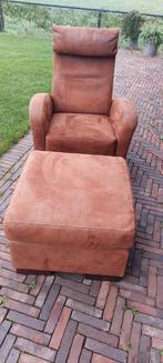 Vintage Cognac Alcantara Stoel met Hocker, Ophalen, Vintage, 75 tot 100 cm, Zo goed als nieuw