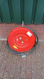Brandhaspel, Huis en Inrichting, Brandblussers en Brandkasten, Ophalen, Zo goed als nieuw, Brandblusser