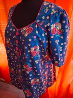 Koningsblauw vrolijk gebloemd shirt Tante Betsy Mt XXL, Ophalen of Verzenden, Zo goed als nieuw, Maat 46/48 (XL) of groter, Korte mouw