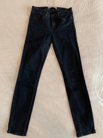 Yaya donker blauwe stretch  skinny jeans maat 34 beschikbaar voor biedingen