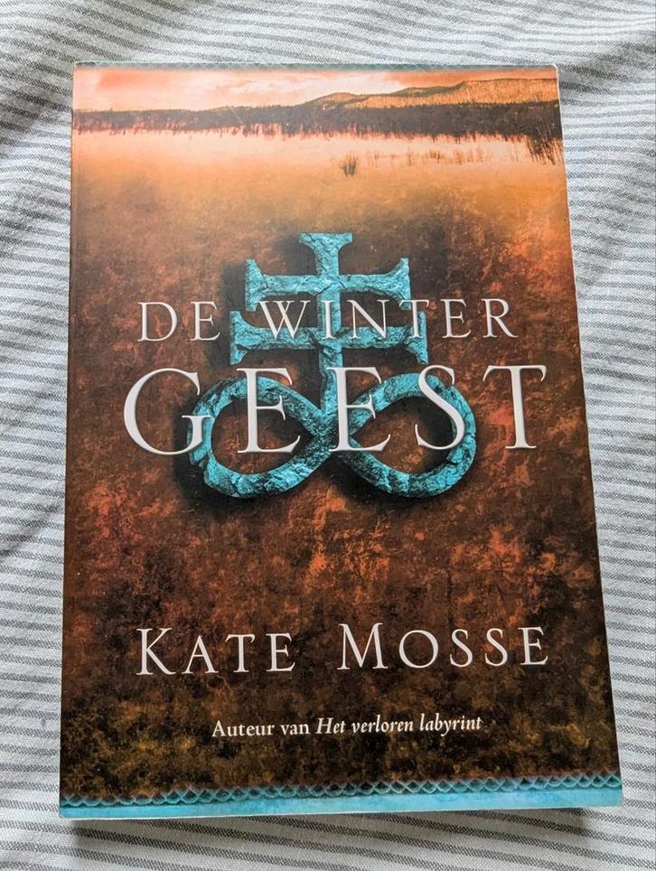 Kate Mosse - De wintergeest, Boeken, Thrillers, Zo goed als nieuw, Nederland, Ophalen of Verzenden