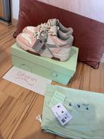 Off White sneakers, Overige kleuren, Ophalen of Verzenden, Sneakers of Gympen, Off white
