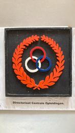 KNIL Directoriaal Centrale Opleidingen, Ophalen of Verzenden, Landmacht, Nederland, Embleem of Badge