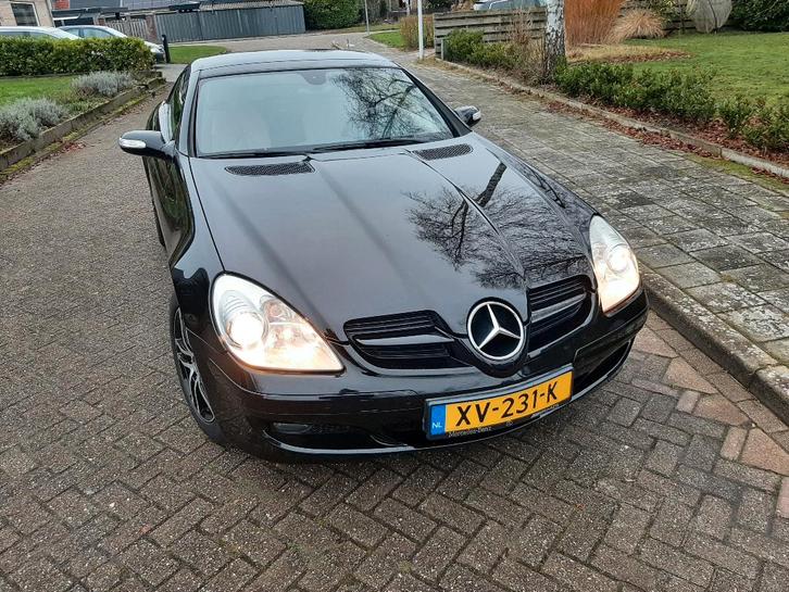 Mercedes-Benz Slk200 Kompr Roadster AUT 2007 Zwart, Auto's, Mercedes-Benz, Particulier, SLK, ABS, Airconditioning, Bluetooth, Climate control