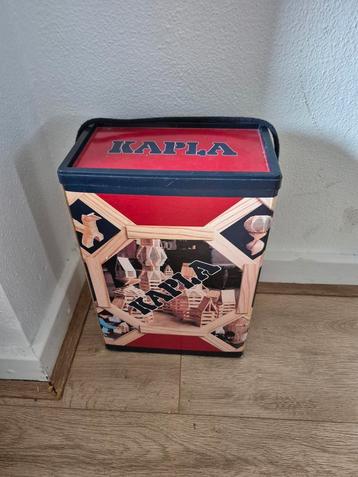 Doos Kapla beschikbaar voor biedingen