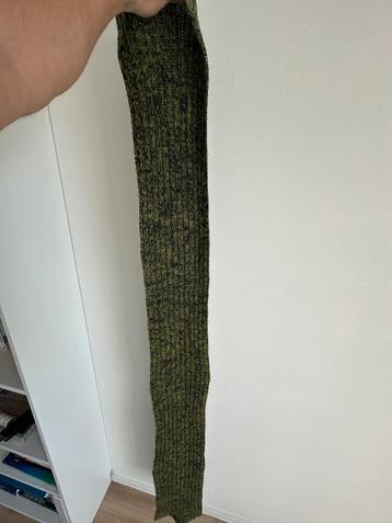 H&M groene sjaal beschikbaar voor biedingen