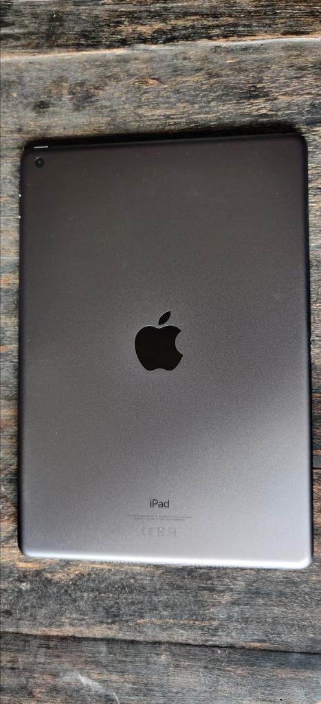 Apple iPad 9 64Gb in nieuwstaat, Computers en Software, Apple iPads, Zo goed als nieuw, Apple iPad, 10 inch, 64 GB, Grijs, Ophalen of Verzenden