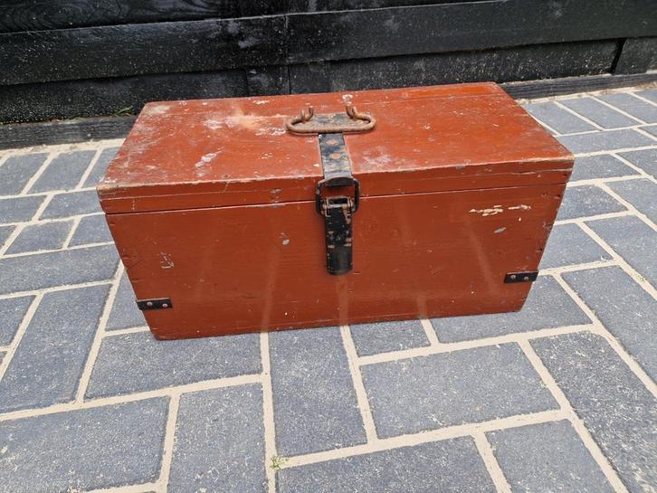 Oud brocante kistje, Huis en Inrichting, Woonaccessoires | Kisten, Zo goed als nieuw, Minder dan 50 cm, Minder dan 50 cm, Ophalen of Verzenden