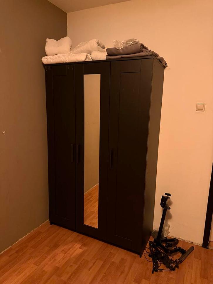 Zwarte IKEA kledingkast, Huis en Inrichting, Kasten | Kledingkasten, Gebruikt, 150 tot 200 cm, 100 tot 150 cm, 50 tot 75 cm, Met lade(s)