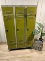 Industrie kast, Ophalen