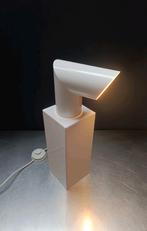 Minimalistische Modern Design Tafellamp, Gebruikt, Modern Design, Ophalen of Verzenden, Minder dan 50 cm