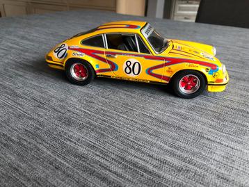Universal hobbies 1/18 Porsche 911 van e.kremer zonder doos. beschikbaar voor biedingen