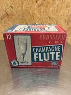 12 Champagne Flutes - Brasserie - Nieuw in doos, Ophalen, Glas of Glazen, Nieuw, Glas