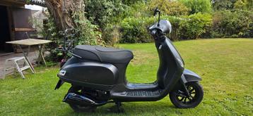 AGM VX50i beschikbaar voor biedingen