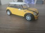 Burago minicooper licensed by bmw, Ophalen of Verzenden, Zo goed als nieuw, Auto, Overige merken