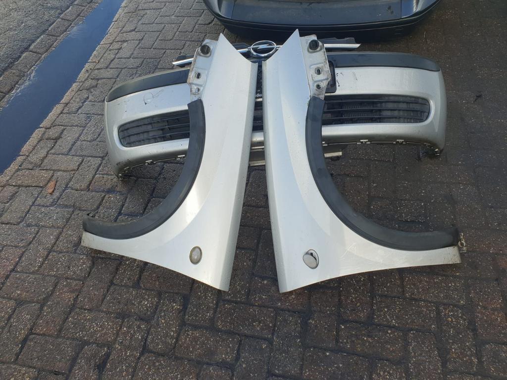 OPEL CORSA C VOORBUMPER +VOORSCHERMEN, Auto-onderdelen, Gebruikt, -, Voor, -