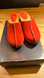 Rode klompjes, Ophalen, Zo goed als nieuw, Rood