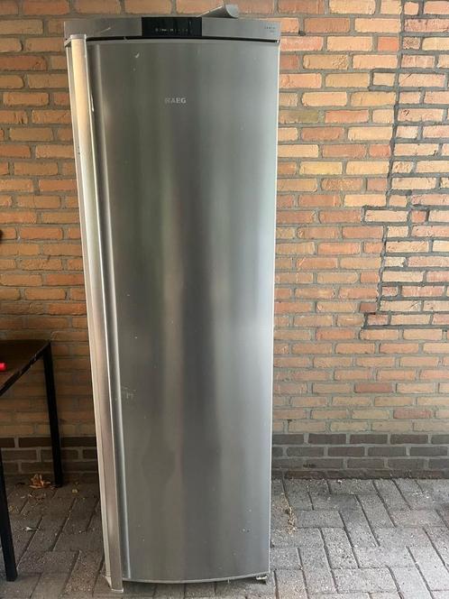 AEG koelkast, Witgoed en Apparatuur, Vriezers en Diepvrieskisten, Gebruikt, Vrijstaand, Minder dan 60 cm, Ophalen