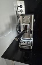 WMF Lumero Pistonmachine zwart/zilver., Ophalen of Verzenden, Zo goed als nieuw