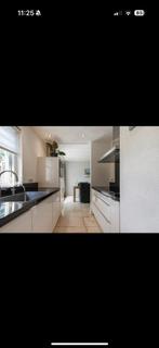 Hoogglans wit keuken met graniet blad 2012; incl. Apparaten, Huis en Inrichting, Keuken | Complete keukens, Ophalen, Gebruikt