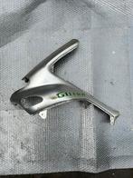 Linker voorkap Gilera Runner, Ophalen