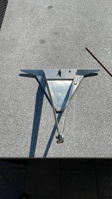 Rvs opvouwbare anker beschikbaar voor biedingen